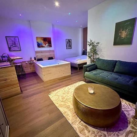 Colline, La Suite Cinema Spa Privee Nancy Exterior photo